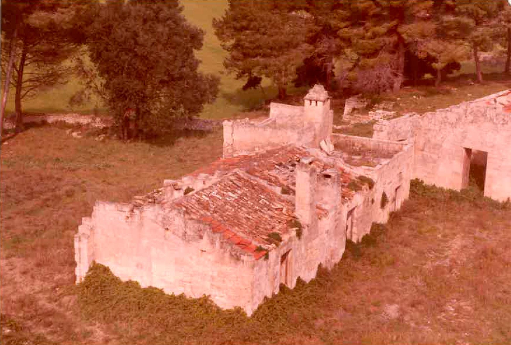 Masseria in rovina